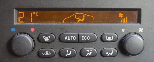 2002 Opel Astra climate control